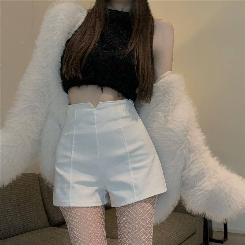 High waist wide leg shorts for a slim fit 33 01